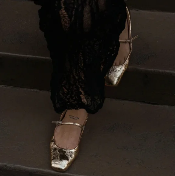 Reyes Dolce Vita Gold Leather Ballet Flat size 10 - Picture 2 of 10